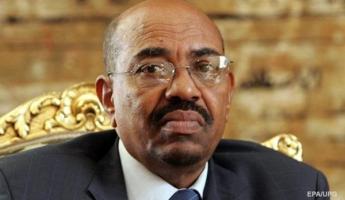 Отстраненный президент Судана признался в коррупции