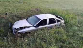 20-летний водитель погиб при опрокидывании Opel в Островецком районе