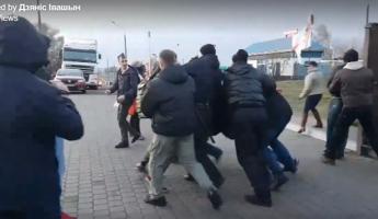 В Куропатах задержали кандидата в депутаты. Он заявляет об избиении