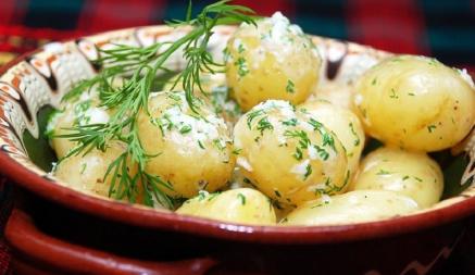 В Польше рассказали как правильно варить картошку. Кажется, все белорусы делают это неправильно
