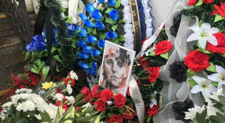 По факту смерти Бондаренко возбудили уголовное дело. В Генпрокуратуре рассказали кого не подозревают