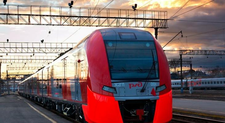 Россия возобновляет рейсы самолетов и поездов из Минска в Москву