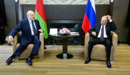 Лукашенко заявил, что «тормошит» Путина просьбами об Искандерах