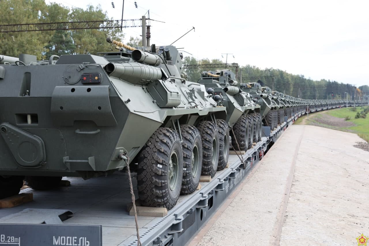 В Беларусь поставили первую партию российских бронетранспортеров. Когда вторая?