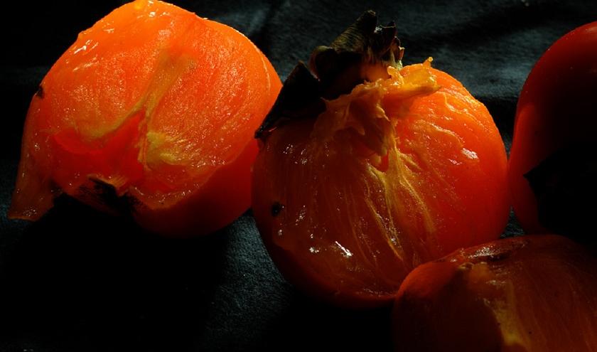Хурма — ягода, а название ее переводится с