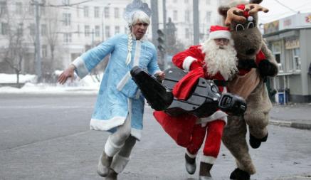 От 63 рублей. В налоговой Беларуси рассказали, сколько должен заплатить Дед Мороз, чтобы поздравлять детей
