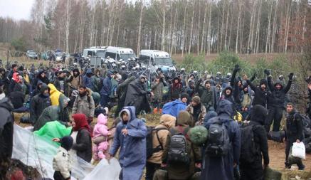 В Латвии заявили о всплеске миграции с территории Беларуси. Что происходит?