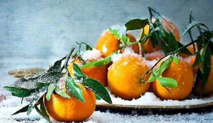 Апельсины лежат в холодильнике уже сутки? Срочно доставайте. Ненадолго. А как правильно выбрать в магазине цитрусовые?