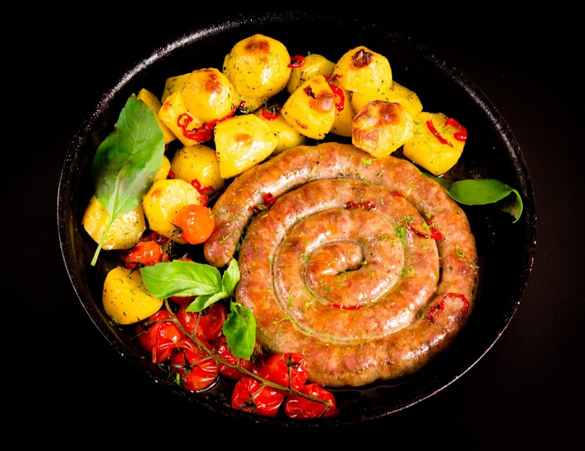 Колбаса на сковороде и другие вкусные варианты блюд с колбасой для удачного ужина