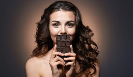 Кто дольше живёт — любители темного или молочного шоколада? Британские ученые дали ответ