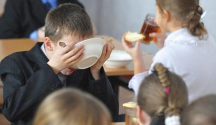 В Минске школьников пообещали кормить кебабами. А шашлычок будет?