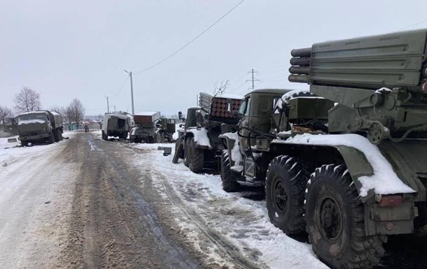 По его мнению, на имеющихся запасах российские войска