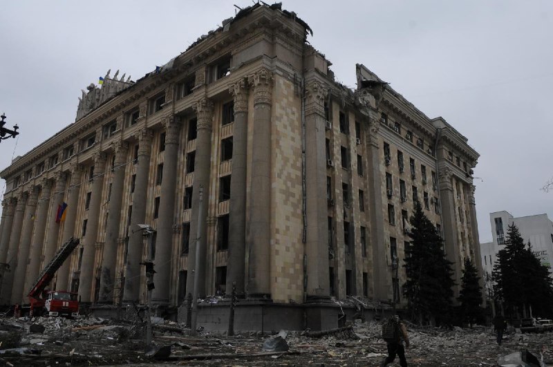 Русские вошли в Херсон и Харьков. Бомбили Житомир. Собрали фото, видео и карту с фронтов на утро 2 марта