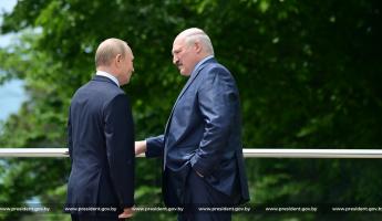 «Мы ухо востро держим» — Лукашенко рассказал Путину, кто собирается «расчленить» Украину и Беларусь