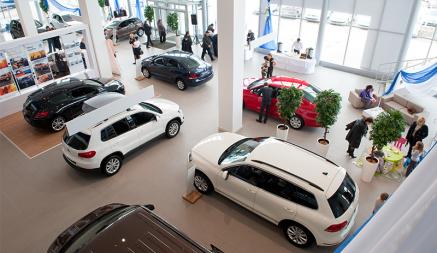 Скоро совсем перестанут продавать? В Беларуси рухнули продажи новых авто. В БАА рассказали, что будет дальше