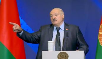 «Процесс пошел жестко» — Лукашенко объявил о «зачистке» белорусского общества. И рассказал, кто «побежит с автоматом» впереди
