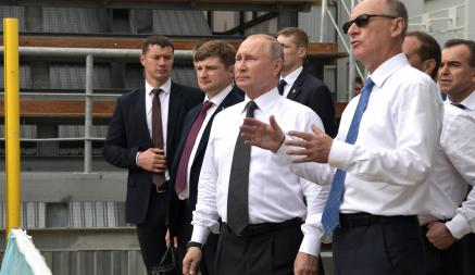 «Западники рассчитывают оказать давление» — В Кремле призвали к «скорейшим» мирным переговорам с Украиной