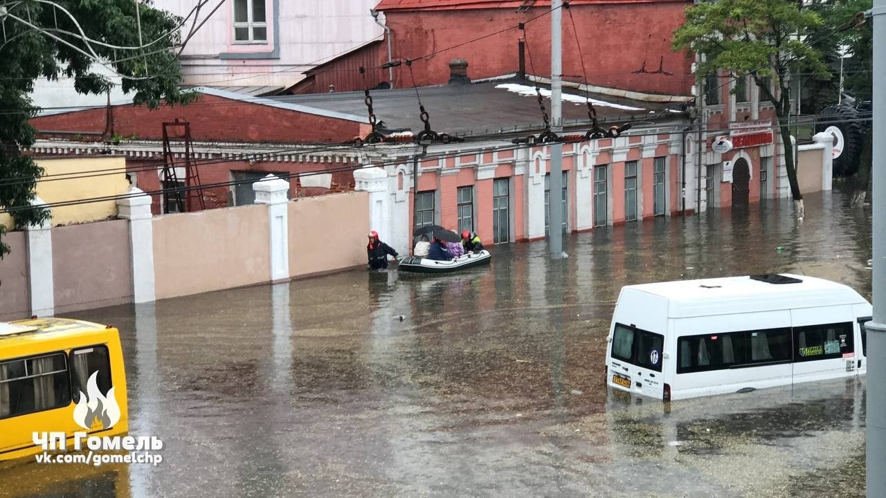 В Европе — адская жара, а на юге Беларуси — потопы. Синоптики рассказали, какую же погоду ждать с 18 по 24 июля