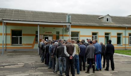 «На выходе должен быть результат» — Власти решили отправлять белорусов в ЛТП без суда