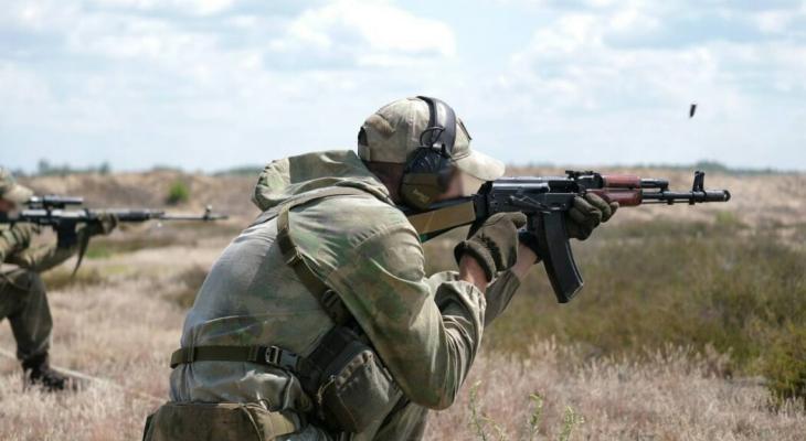 В Минобороны Беларуси сообщили, что солдат-срочник получил огнестрел. Подробности