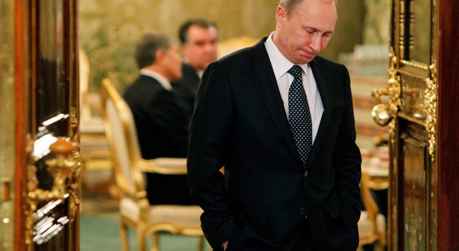 Эксперты предполагают, что, возможно, глпва Кремля предвидит большие