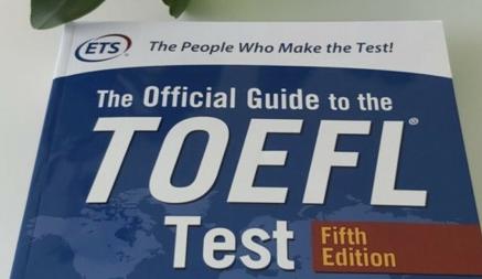 Белорусы смогут снова сдавать экзамены по английскому TOEFL. Но не все. Организаторы рассказали, как