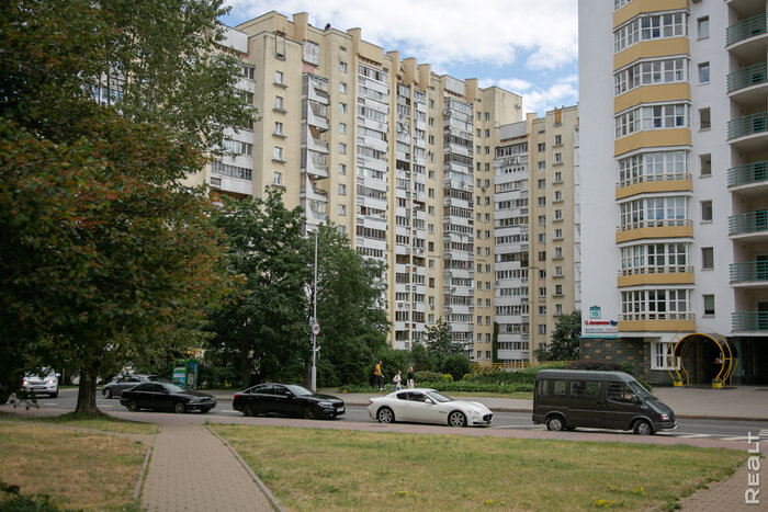 «Белорусы покупают интересные квартиры, чтобы сдавать россиянам в