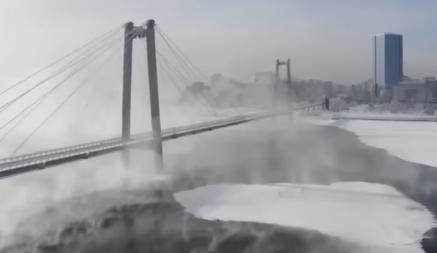 «Ну вы поняли…» — В России под видом «замерзающего» без газа ЕС показали кадры из Красноярска