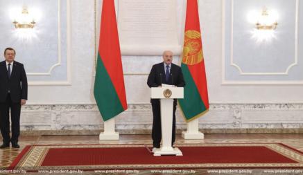 «Что вы от нас хотите?» — Лукашенко рассказал, почему Беларусь не будет воевать с Украиной, несмотря на союз с Россией