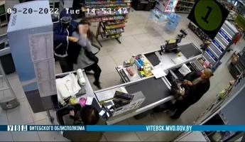 В Витебске посетительница магазина напугала грабителя с ножом своей невозмутимостью