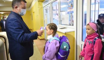 Минздрав Беларуси разрешил заболевшим школьникам и студентам не ходить на учебу 5 дней без справки