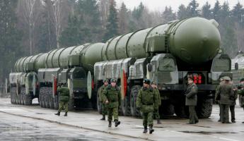 Россия собралась демонстративно подорвать ядерное оружие на границе Украины — The Times