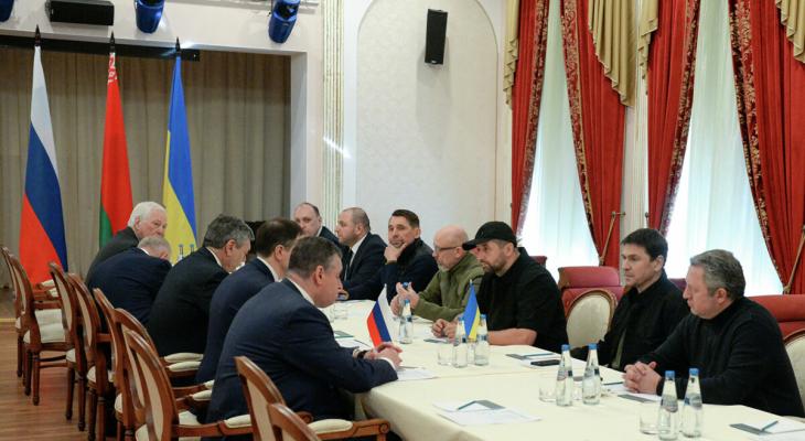 «Несовпадение позиций космическое» — Украина и Россия всё-таки начали переговоры