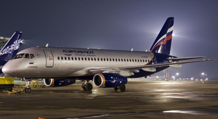 Российский Sukhoi Superjet разгерметизировался в полете из Стамбула в Екатеринбург