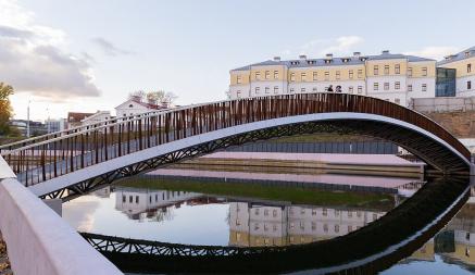 Чиновники рассказали, почему в Минске закрыли мост через месяц после открытия