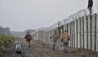 Украина начала строить бетонную стену на границе с Беларусью. Но не только
