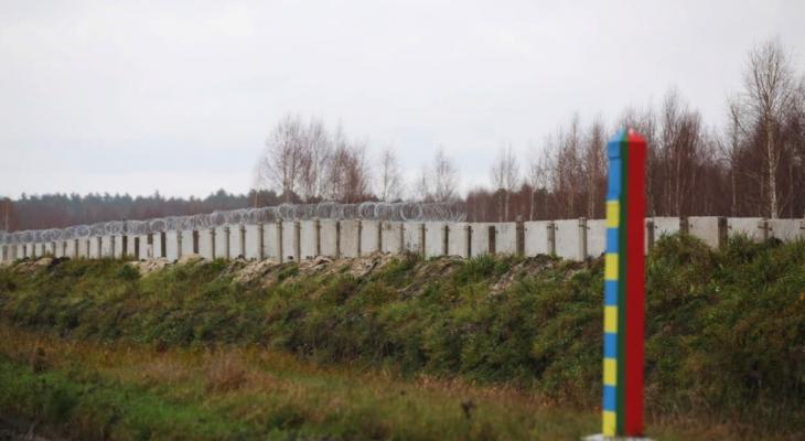 ГПК показал видео строительства Великой украинской стены на границе с Беларусью