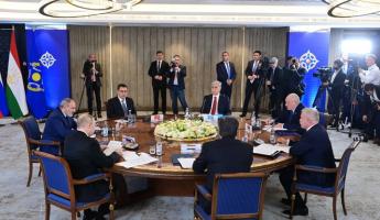 Лукашенко похвалил американцев на саммите ОДКБ