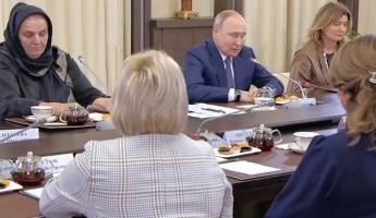 Путин рассказал матерям, почему их дети гибнут в Украине — «Живут или не живут, непонятно»