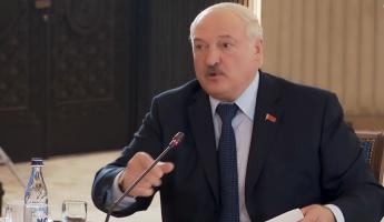 Лукашенко: «Если рухнет Россия, то под этими обломками наше место»