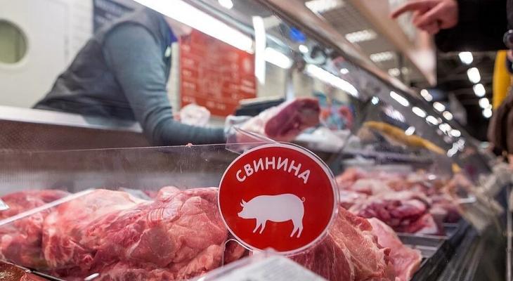 В МАРТ объяснили, по какой цене продавать разделанные свиные и говяжьи туши