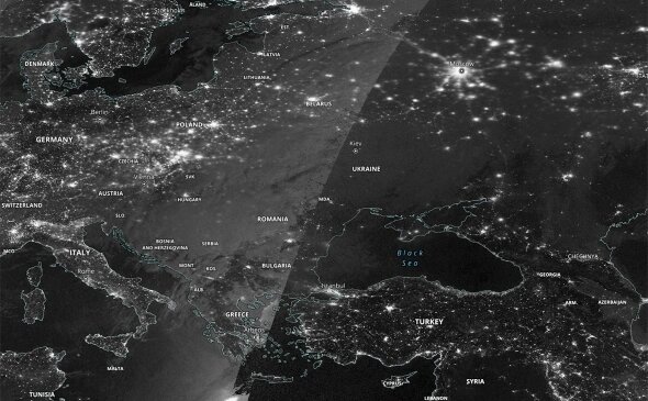 NASA показало, как Украина выглядела без света по сравнению с Россией