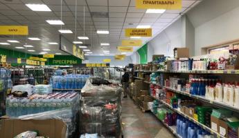 В белорусских магазинах рекордно сократились запасы товаров. Но их больше, чем на месяц