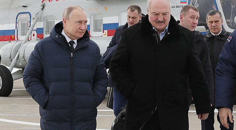Отметим, что Путин не прилетал в Беларусь более