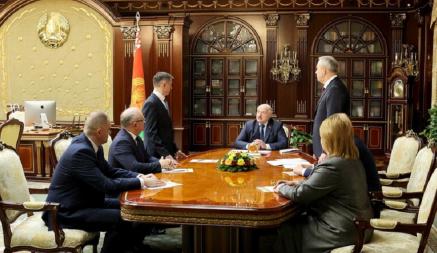 Лукашенко заявил о «никаком эффекте» от «пертурбаций» в Минобразования
