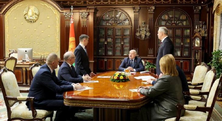 Лукашенко заявил о «никаком эффекте» от «пертурбаций» в Минобразования