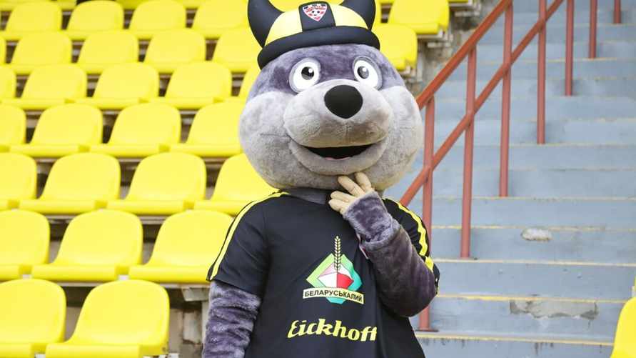 В клуб-чемпион Беларуси по футболу "Шахтер" пришли силовики