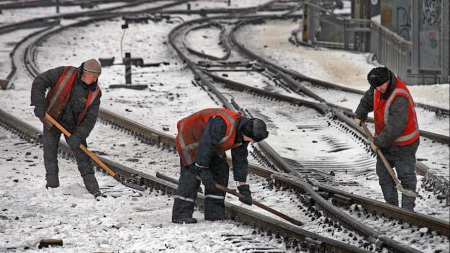 В Витебске призвали ловить на железной дороге людей, одетых в ЖД-форму