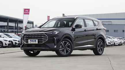 В Беларуси начнут продавать «премиальные» паркетники из Казахстана