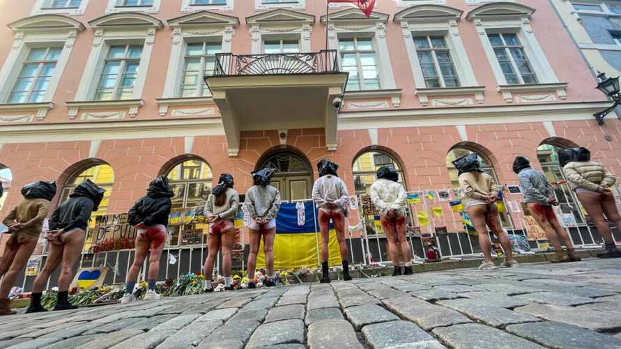 Эстония потребовала от России сократить численность своего посольства в Таллине на половину